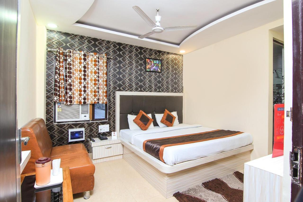 Oyo 8883 Hotel Comfort Zone Lucknow Exterior photo