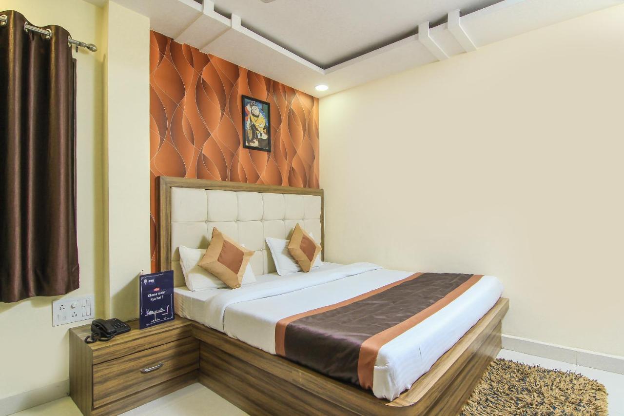 Oyo 8883 Hotel Comfort Zone Lucknow Exterior photo